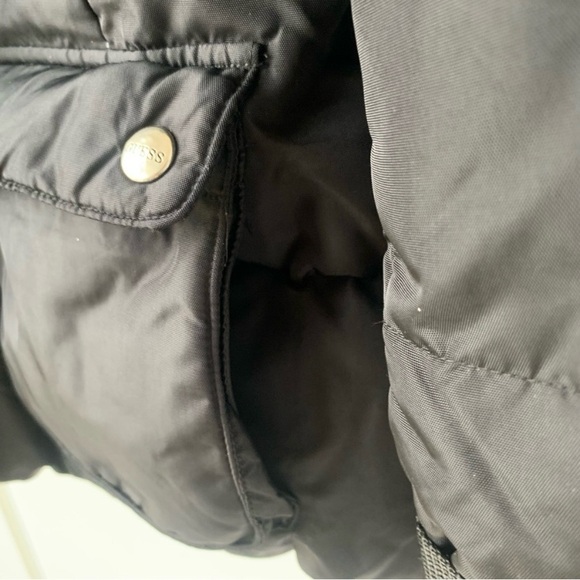 Guess Women’s Winter Jacket Medium New - Picture 7 of 16